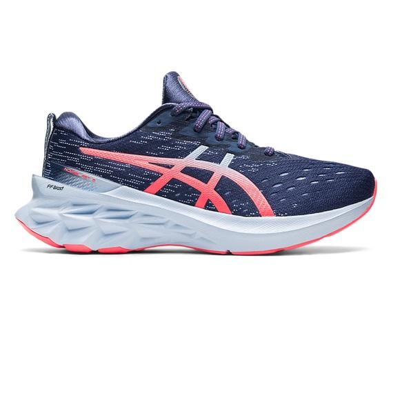 Women's Asics Novablast 2