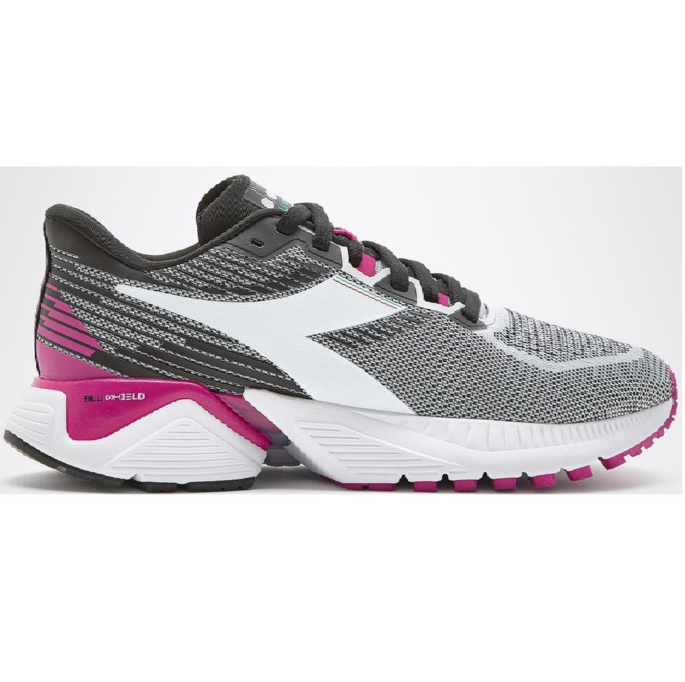 Women's Diadora Mythos Vigore